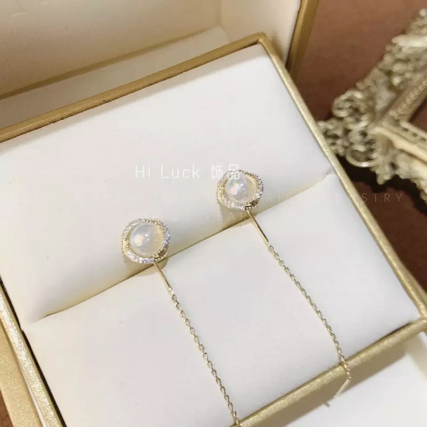 S925 Sterling Silver Post Freshwater Pearl Zircon Wire Earrings