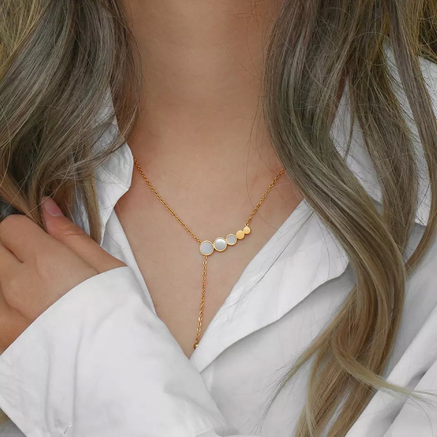 18k Gold Plated Stainless Steel Mother of Pearl Shell Necklace