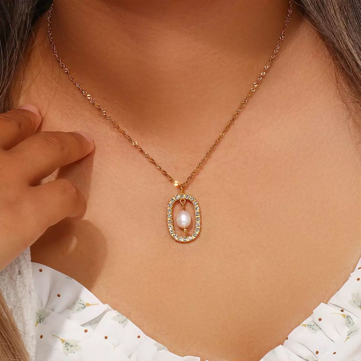 18K Gold Plated 316L Stainless Steel Fresh Water Pearl Pendant Necklace